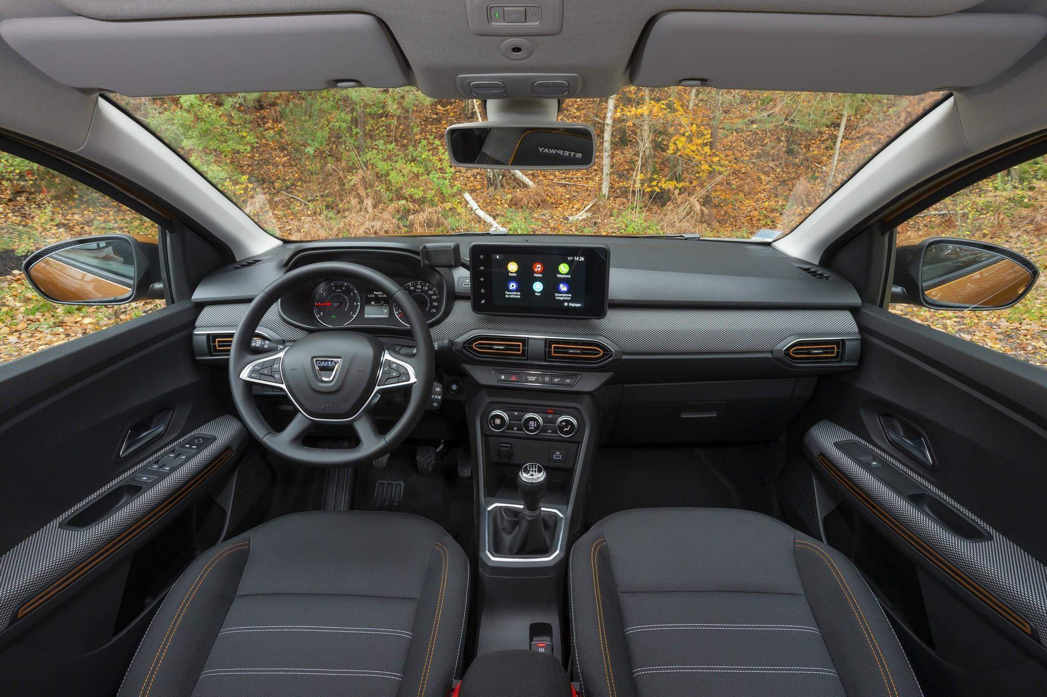 Dacia Sandero Stepway Crossover Economico e Versatile con Stile Avventuroso